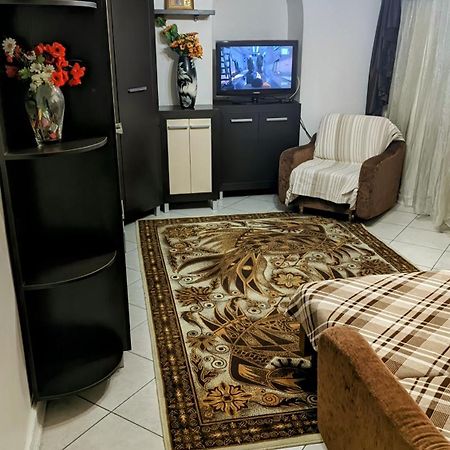 Apartment On Privokzalnaya 2/1 文尼察 外观 照片