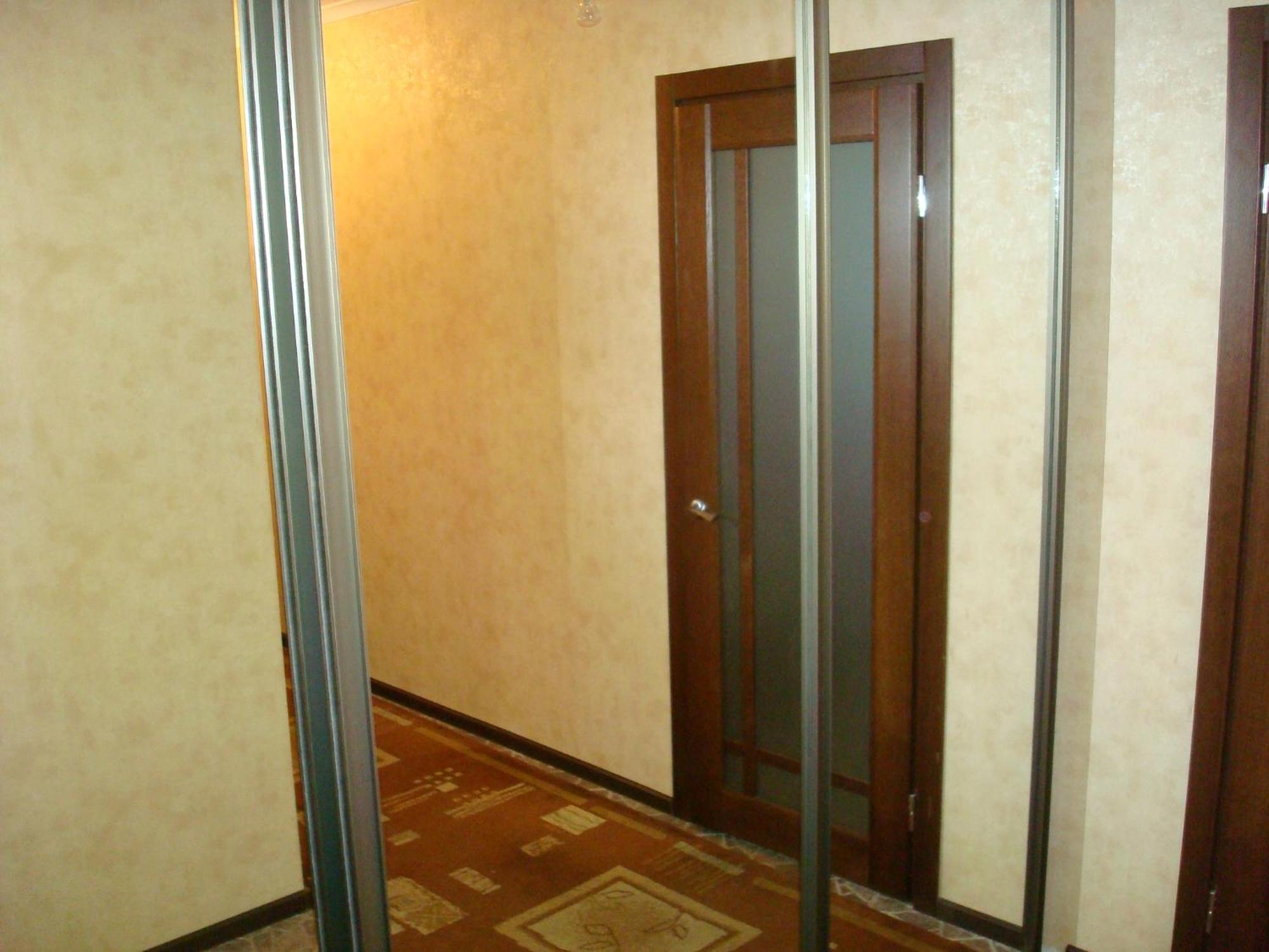 Apartment On Privokzalnaya 2/1 文尼察 外观 照片