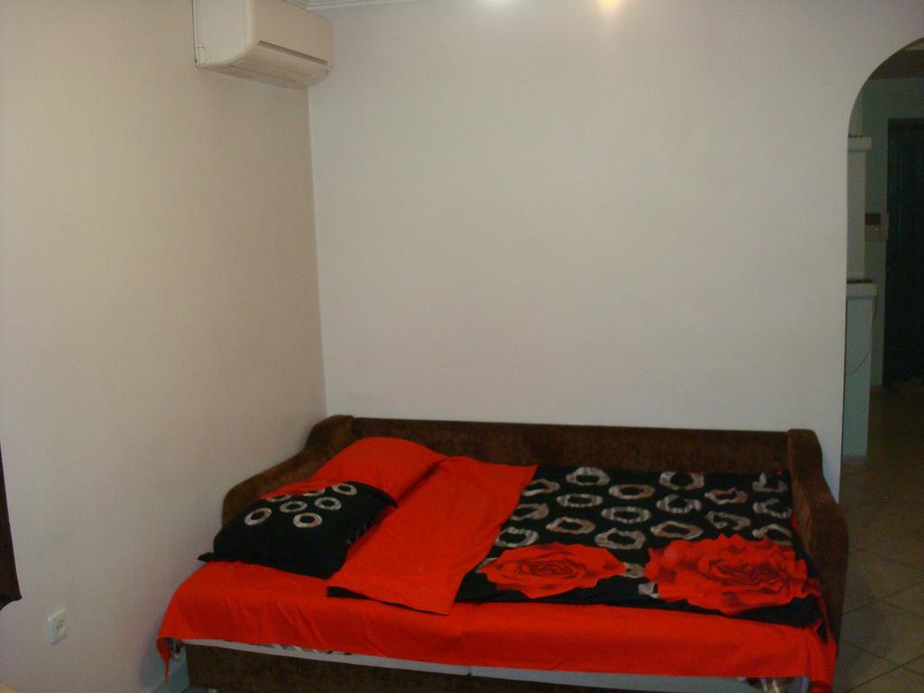 Apartment On Privokzalnaya 2/1 文尼察 外观 照片