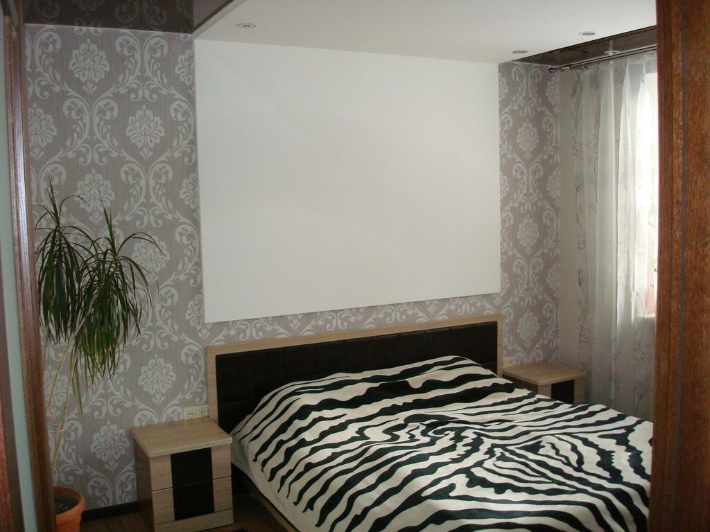 Apartment On Privokzalnaya 2/1 文尼察 外观 照片