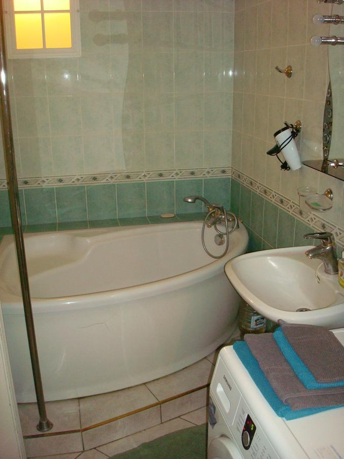 Apartment On Privokzalnaya 2/1 文尼察 外观 照片